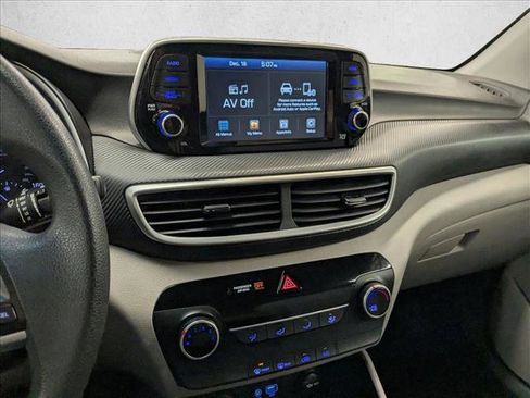 Used 2019 Hyundai Tucson SE image 15
