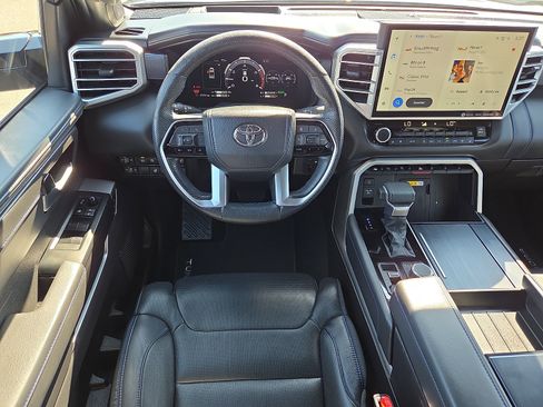 Used 2024 Toyota Tundra Platinum AWD/4WD image 11