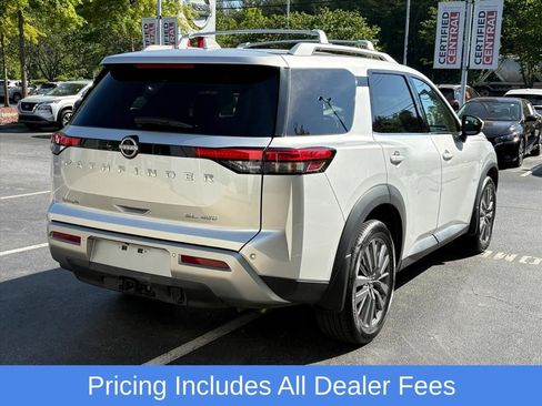 Used 2024 Nissan Pathfinder SL w/ SL Premium Package AWD/4WD image 7