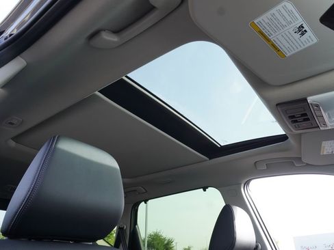 New 2026 Nissan Rogue Platinum image 13