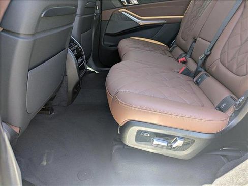 Used 2026 BMW X7 xDrive40i image 14