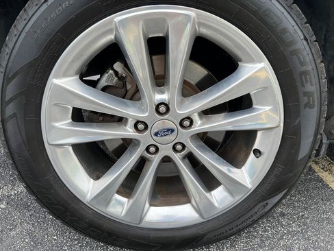 Used 2016 Ford Explorer Limited FWD image 16