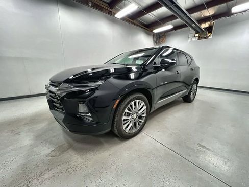 Certified 2019 Chevrolet Blazer Premier w/ Driver Confidence II Package AWD/4WD image 4