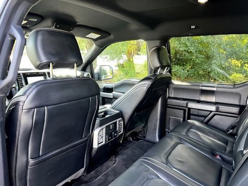 Used 2020 Ford F150 Platinum image 19
