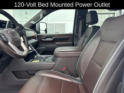 Used 2025 GMC Sierra 2500 Denali AWD/4WD image 12