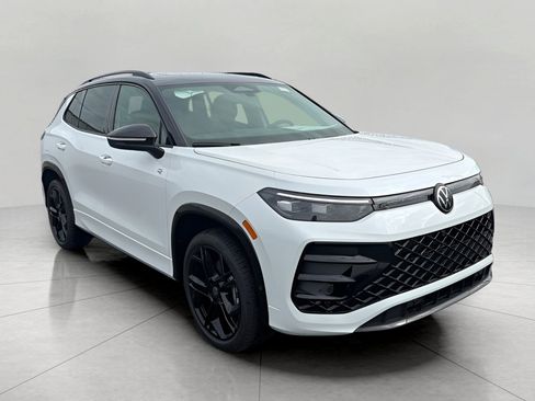 New 2026 Volkswagen Tiguan SE R-Line AWD/4WD image 1