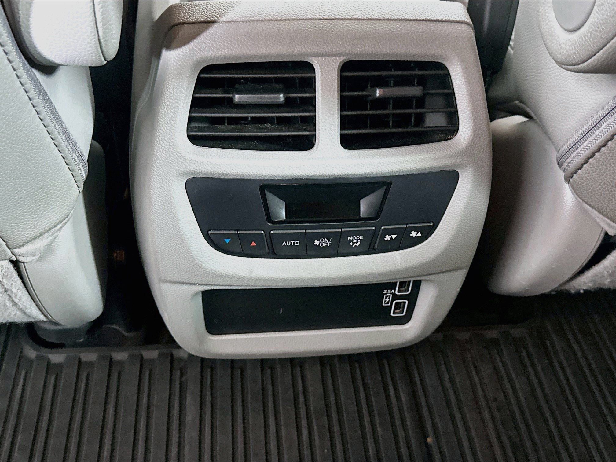 Used 2021 Honda Pilot Special Edition image 27