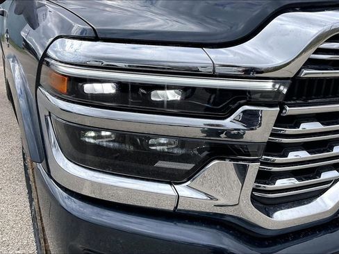 New 2026 RAM 2500 Limited AWD/4WD image 16