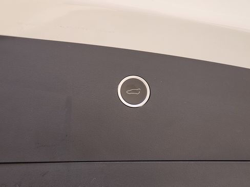 Used 2020 Tesla Model X Long Range image 44