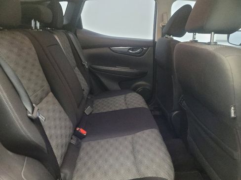 Used 2017 Nissan Rogue Sport SV image 21