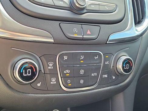 Certified 2024 Chevrolet Equinox LT image 26