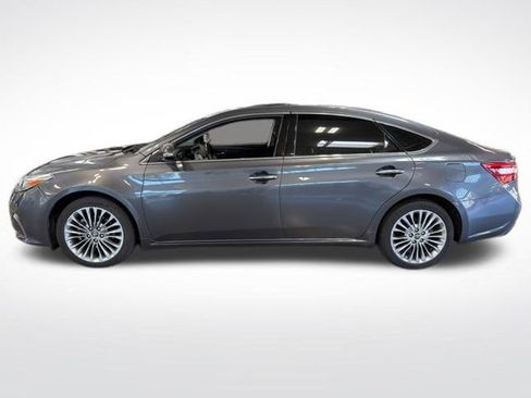 Used 2017 Toyota Avalon Limited w/ All Weather Liner Package image 9