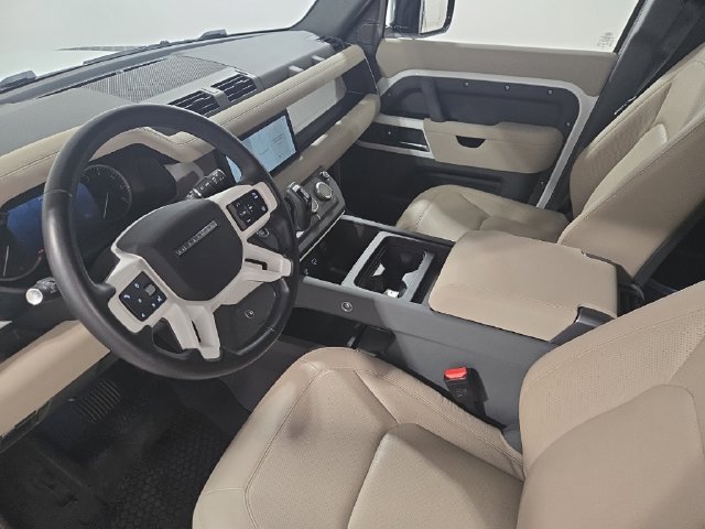 Used 2023 Land Rover Defender 110 S AWD/4WD image 17