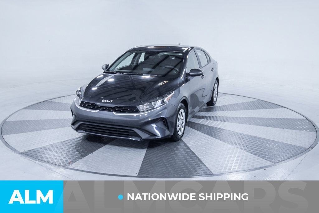 Used 2024 Kia Forte LX FWD image 2
