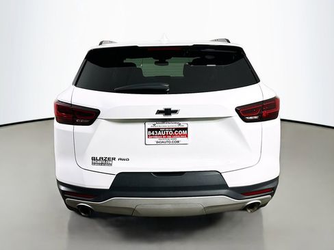 Used 2023 Chevrolet Blazer LT w/ LPO, Black Grille Bar Package AWD/4WD image 6