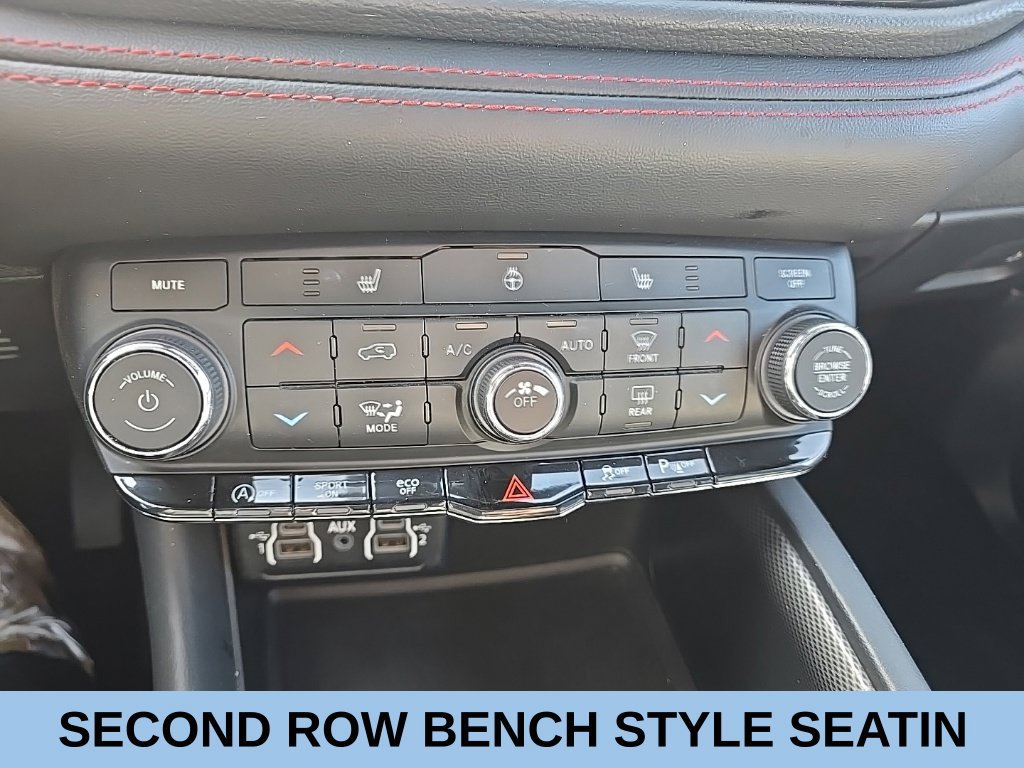 Used 2025 Dodge Durango GT AWD/4WD image 24