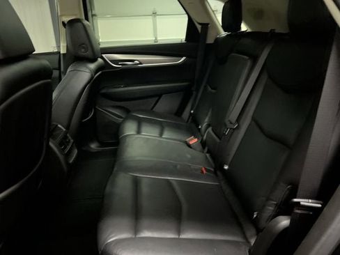 Used 2018 Cadillac XT5 Luxury w/ Driver Awareness Package image 26