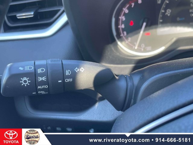 Certified 2023 Toyota RAV4 XLE Premium AWD/4WD image 23