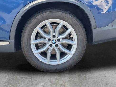 Used 2019 BMW X5 xDrive40i w/ Executive Package AWD/4WD image 26