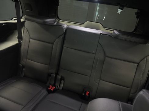 Used 2023 GMC Yukon Denali w/ Advanced Technology Package image 39