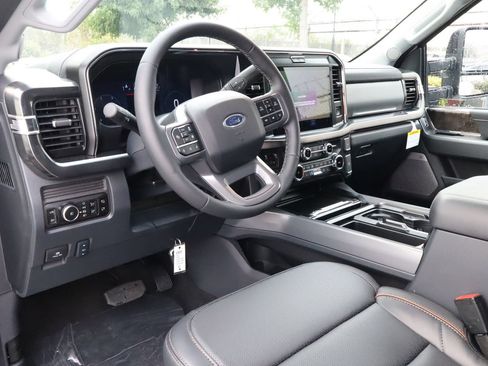 New 2026 Ford F450 Lariat w/ Lariat Ultimate Package AWD/4WD image 18