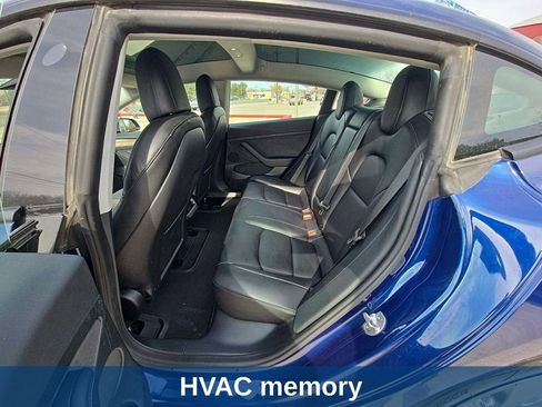 Used 2023 Tesla Model 3 Standard Range image 9