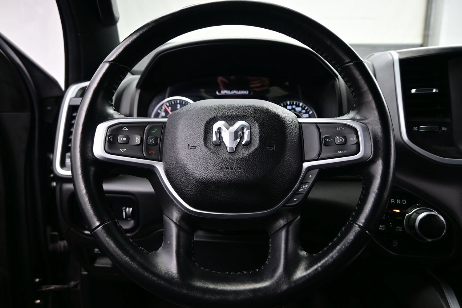 Used 2022 RAM 1500 Big Horn AWD/4WD image 26