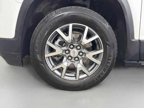 Used 2023 GMC Acadia SLT w/ Preferred Package AWD/4WD image 35