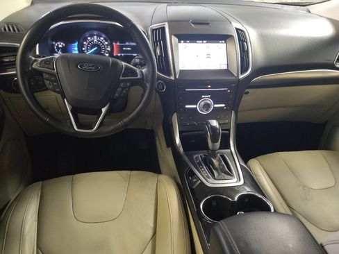 Used 2017 Ford Edge Titanium w/ Equipment Group 301A FWD image 22