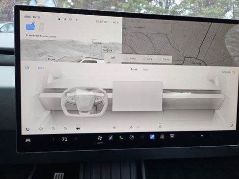 Used 2025 Tesla Cybertruck AWD Crew Cab image 46