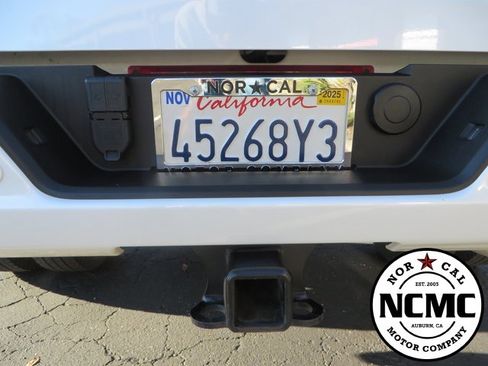 Used 2024 GMC Sierra 3500 Denali Ultimate image 12