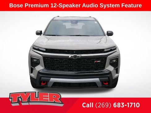 New 2026 Chevrolet Traverse Z71 w/ Enhanced Driving Package AWD/4WD image 2