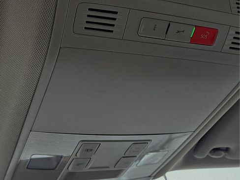 New 2026 Volkswagen Taos S FWD image 21