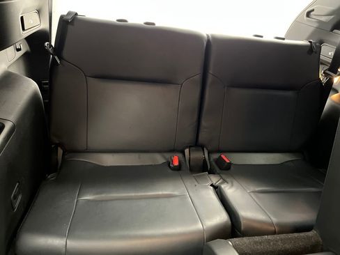 Used 2023 Mitsubishi Outlander SE image 30