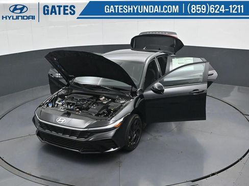 New 2026 Hyundai Elantra Sport FWD image 52