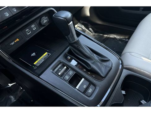 Used 2024 Honda CR-V EX-L image 33