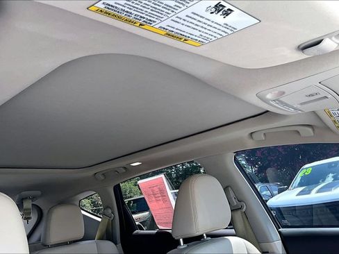 Used 2018 Nissan Murano Platinum w/ Cargo Package FWD image 27