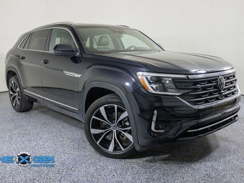 Used 2024 Volkswagen Atlas Cross Sport SEL Premium R-Line AWD/4WD image 1