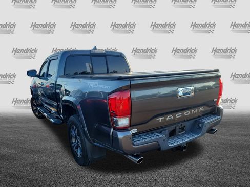 Used 2016 Toyota Tacoma TRD Sport w/ Premium & Technology Package RWD image 8