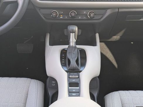 New 2026 Honda HR-V LX image 18