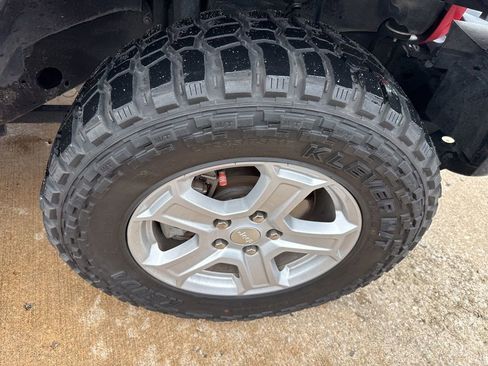 Used 2020 Jeep Wrangler Unlimited Sport S AWD/4WD image 4