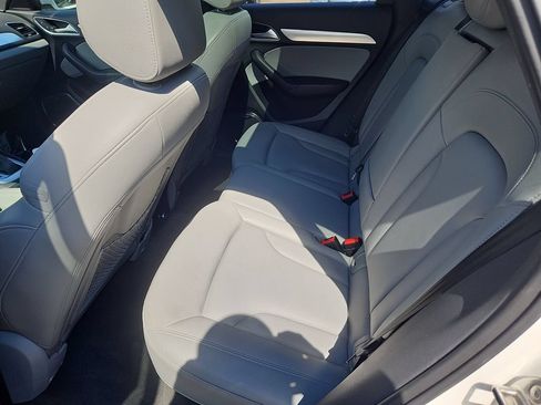 Used 2018 Audi Q3 2.0T Premium Plus w/ Premium Plus Package AWD/4WD image 31