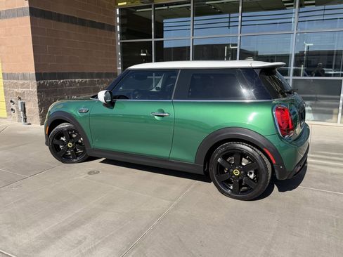 Used 2023 MINI Cooper SE FWD image 5