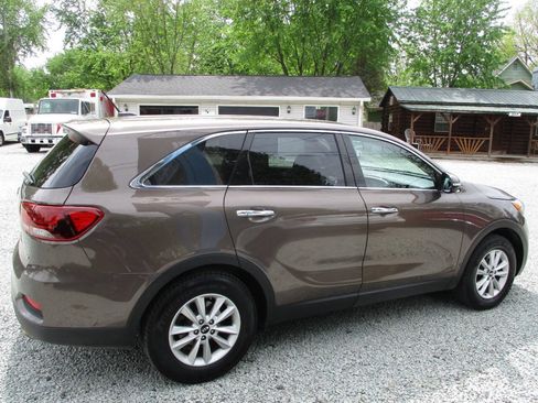 Used 2020 Kia Sorento LX AWD/4WD image 6