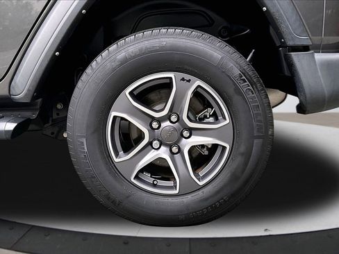 Certified 2022 Jeep Wrangler Unlimited Sport w/ Sun And Sound Package AWD/4WD image 34