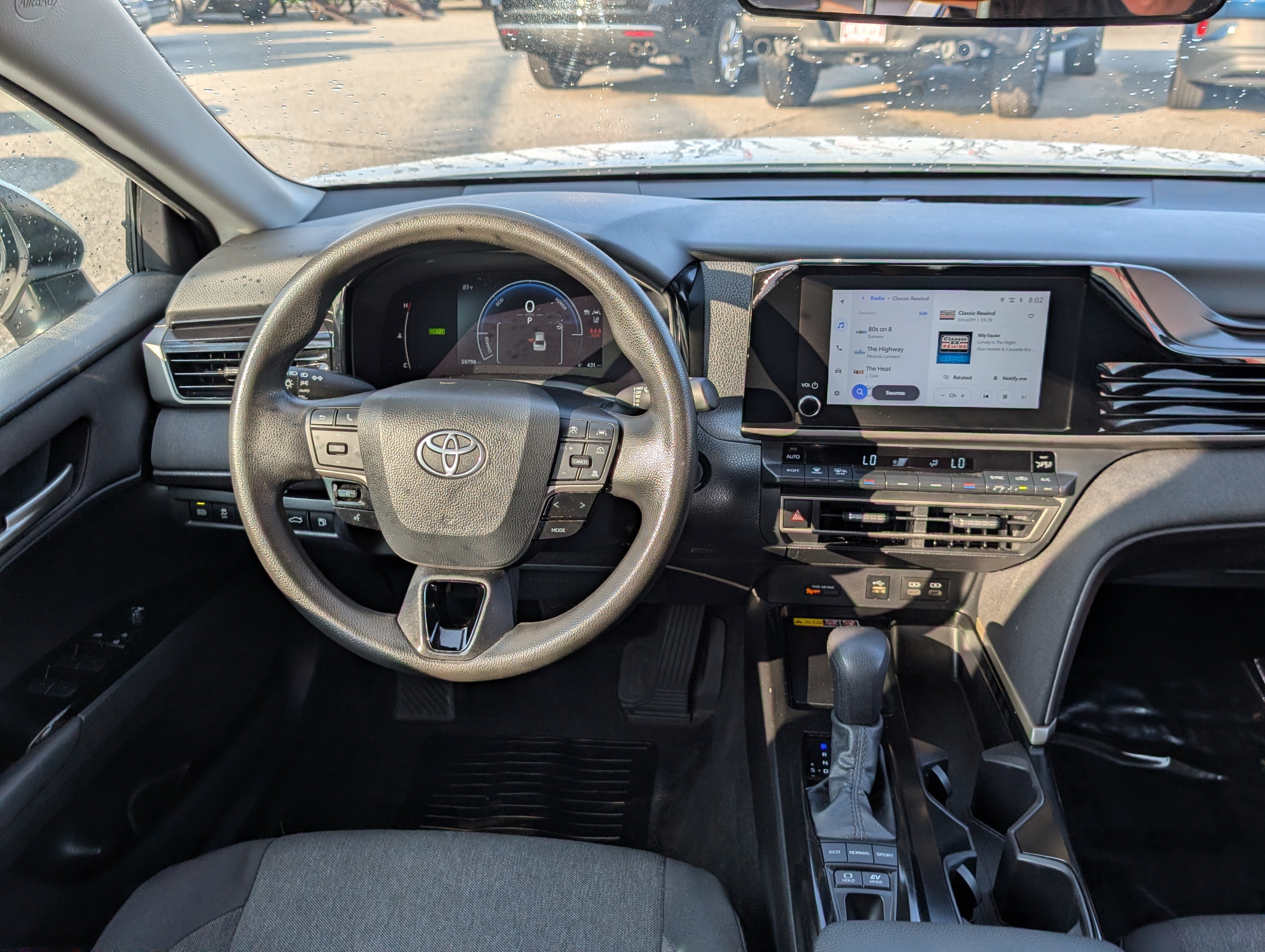 Used 2025 Toyota Camry LE FWD image 16