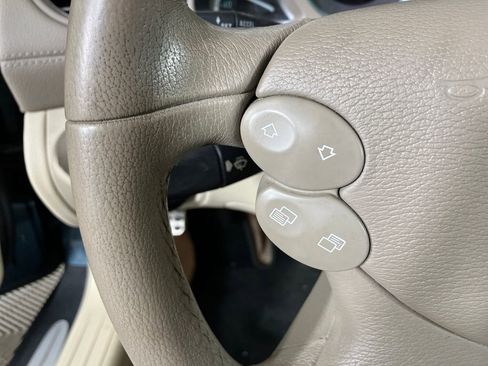 Used 2006 Mercedes-Benz SL 500 SL 500 image 16