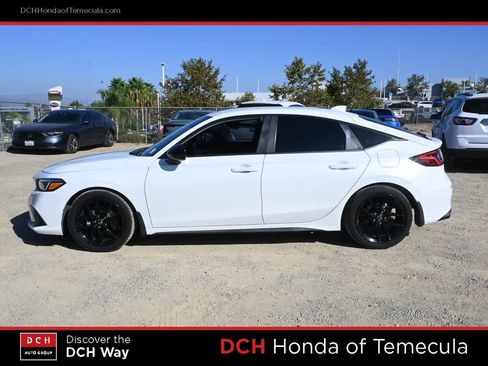 Used 2023 Honda Civic Sport image 4