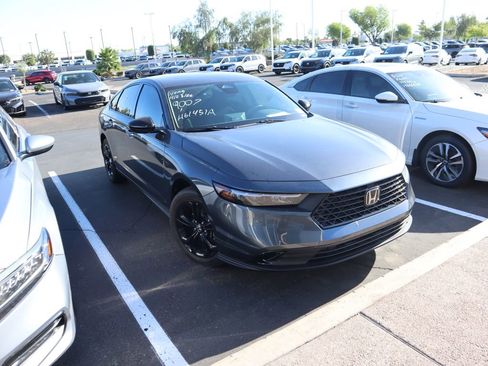Certified 2025 Honda Accord SE image 2