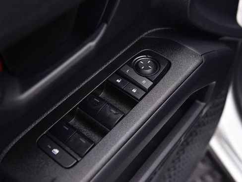 Used 2025 Toyota 4Runner SR5 image 9